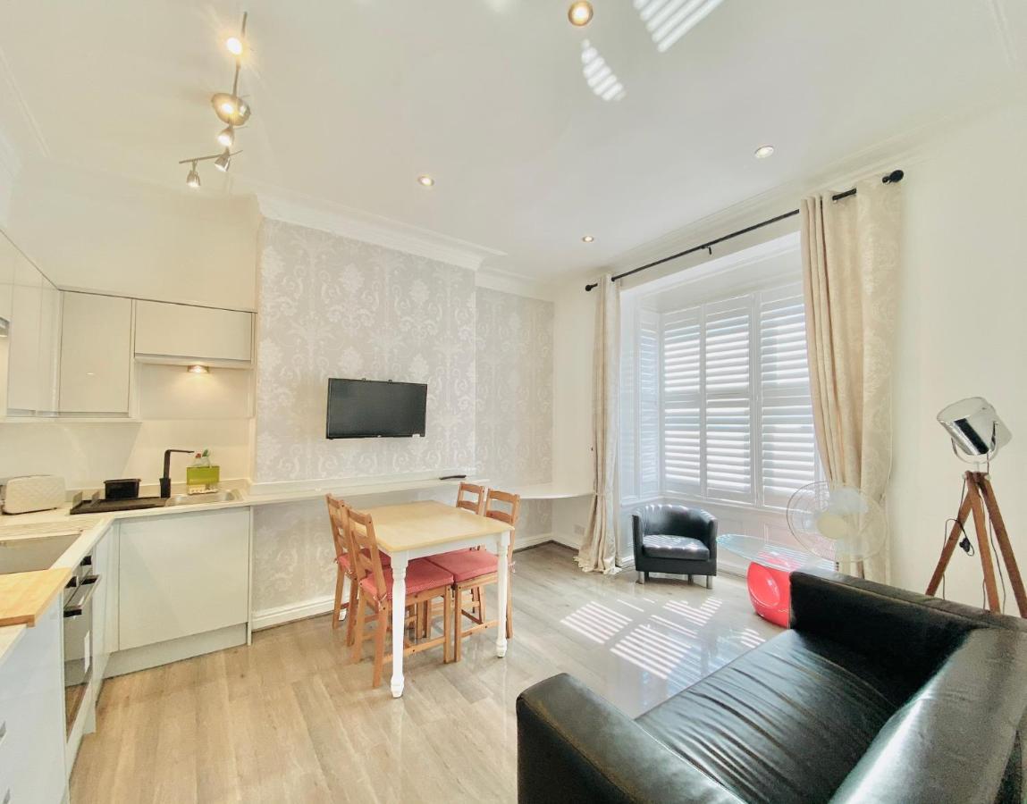 York City Center Apartments With Free Private Parking Екстериор снимка